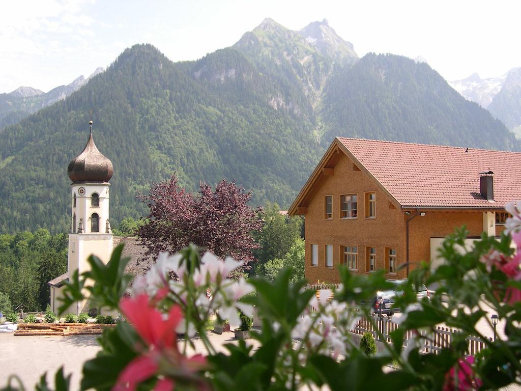 Hotel Garni Brigitte Bürserberg Zewnętrze zdjęcie