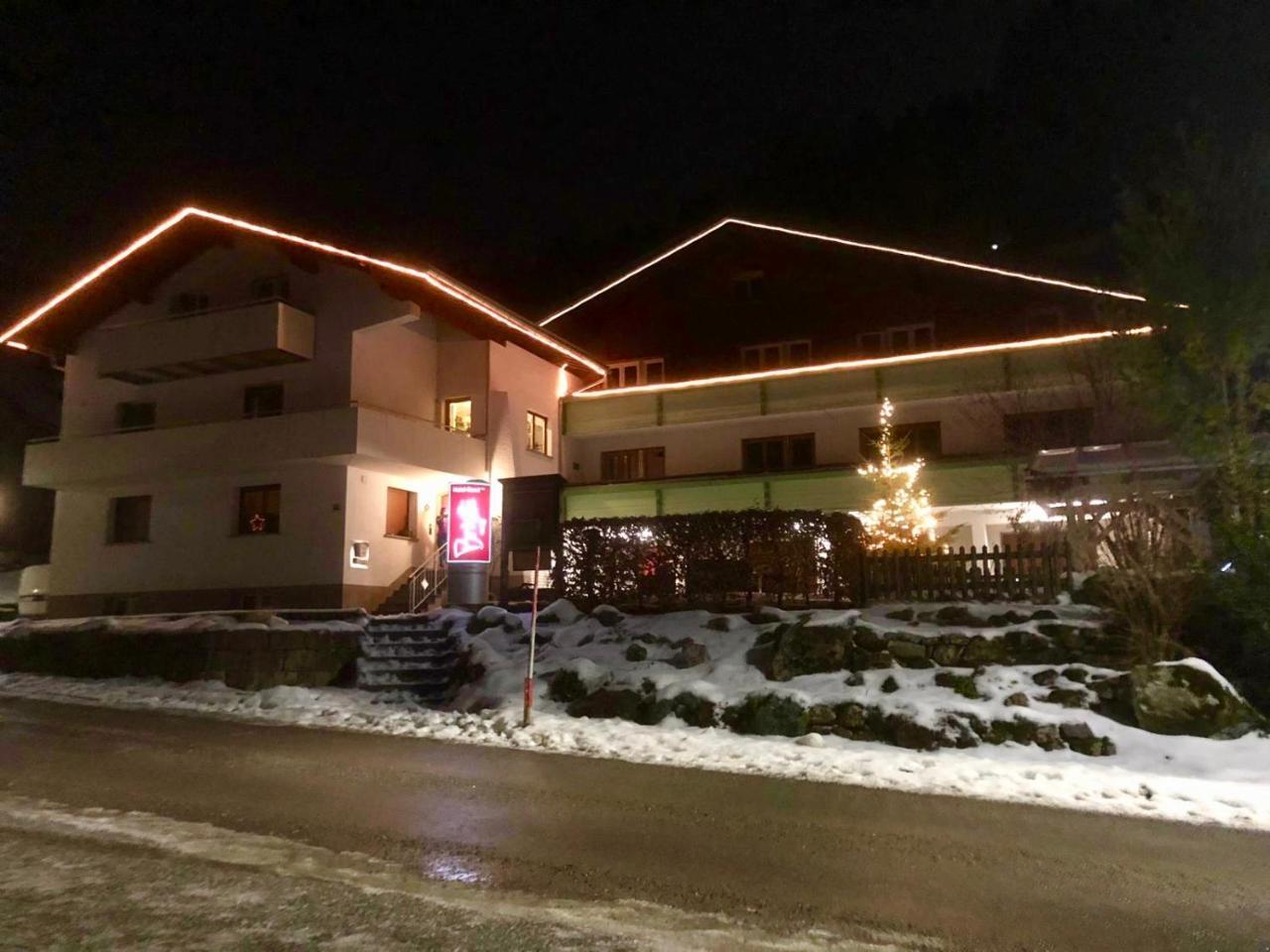 Hotel Garni Brigitte Bürserberg Zewnętrze zdjęcie